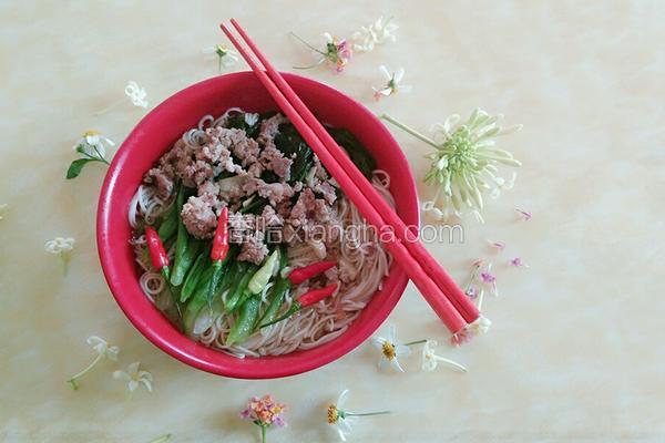 自制瘦肉青菜汤面