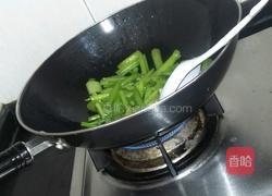 清炒芹菜的做法图解8