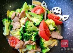 西兰花莲藕炒肉片的做法图解10