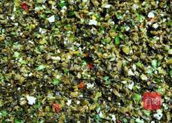 酸菜煮笋的做法图解2