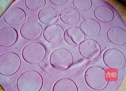 彩色蝴蝶面片的做法图解5