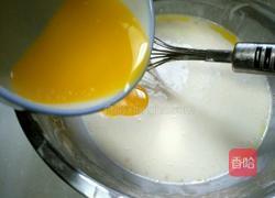 芒果轻芝士杯子蛋糕的做法图解3