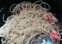 海鲜意面的做法图解9