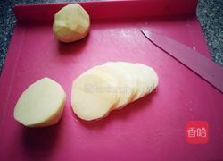 尖椒土豆丝的做法图解1