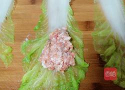 鲜美白菜虾肉卷的做法图解5