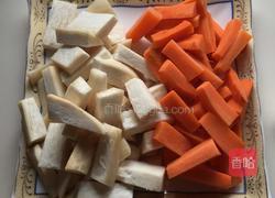 杏鲍菇胡萝卜烧的做法图解1
