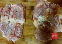 财源滚滚黄金鸡卷的做法图解2