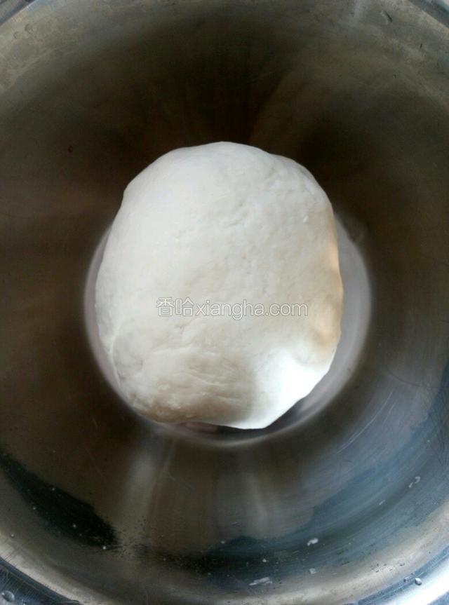 活成光滑面团，醒一会儿