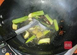 酥闷小鲫鱼的做法图解4