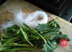 凉拌粉丝菠菜的做法图解1