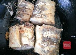 红烧鳕鱼顿白萝卜的做法图解5