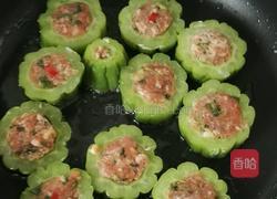 煎酿苦瓜辣椒的做法图解4