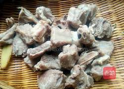 排骨萝卜汤的做法图解4