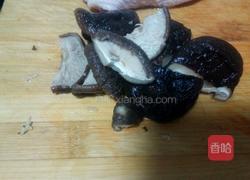 香菇鸡翅的做法图解2