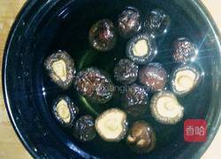 香菇蒸鸡翅根的做法图解4