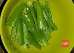 香菇尖椒炒鸡蛋（蚝油口味）的做法图解4