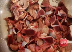 爆炒鸡胗的做法图解1