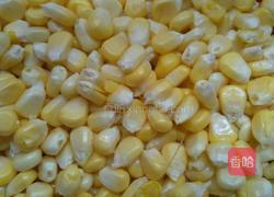 玉米煮鸡蛋的做法图解4