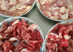 酸汤火锅的做法图解1