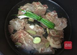 白萝卜炖排骨的做法图解4