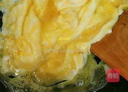 圣女果炒蛋的做法图解1