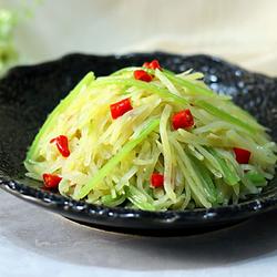 小芹菜炒土豆丝的做法[图]