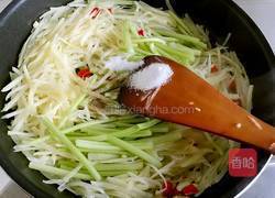 小芹菜炒土豆丝的做法图解7