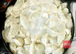 韭菜鸡蛋木耳饺子的做法图解12