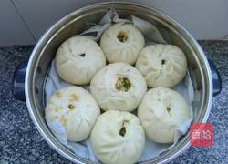 芹菜豆干包子的做法图解16