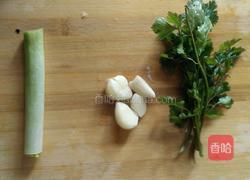 呛炒白菜的做法图解2