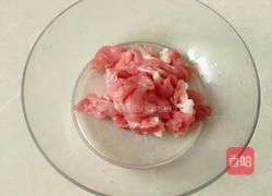 西兰花炒肉片的做法图解3