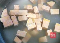 玉米渣红薯粥的做法图解2