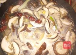 红枣香菇鸡汤的做法图解5