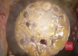 红枣香菇鸡汤的做法图解6