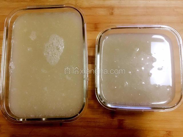 取出后装入保鲜盒中冷藏保存5-6小时。