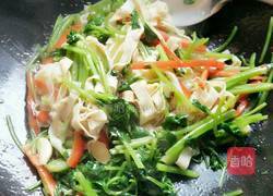 芹菜炒千张的做法图解11