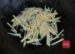 姜丝炒鸭肉的做法图解3