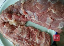 孜然羊肉粒的做法图解1