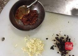 腊肉蒸南瓜的做法图解3