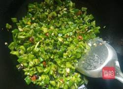 豆豉炒青椒的做法图解6