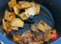 千叶豆腐小炒肉的做法图解5