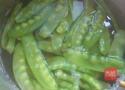 荷兰豆炒火腿肠的做法图解6