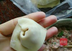 香菇肉馅馄饨的做法图解5