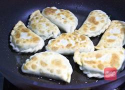 韭菜盒子的做法图解18