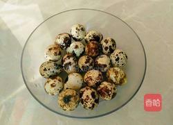 糖醋酱鹌鹑蛋的做法图解1