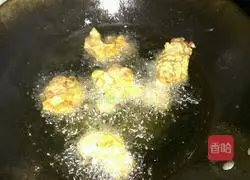 Illustration of how to make fried steamed buns and chicken legs 4
