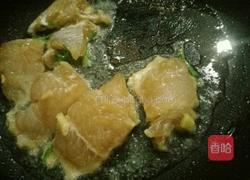 煎龙利鱼的做法图解4