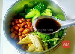 黄瓜拌腐竹花生的做法图解8