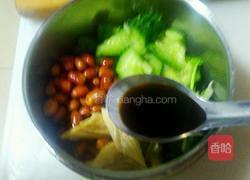 黄瓜拌腐竹花生的做法图解9