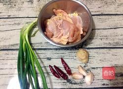 手撕鸡肉的做法图解1
